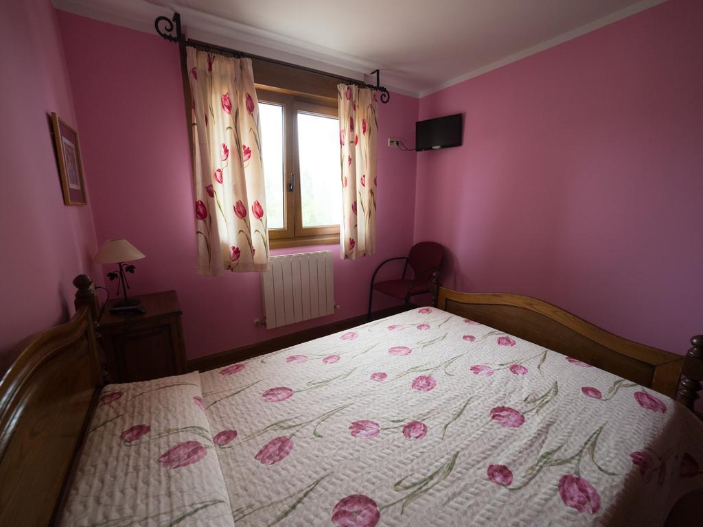 Casa Rural Martxoenea Landetxea Hotel Arruazu Buitenkant foto