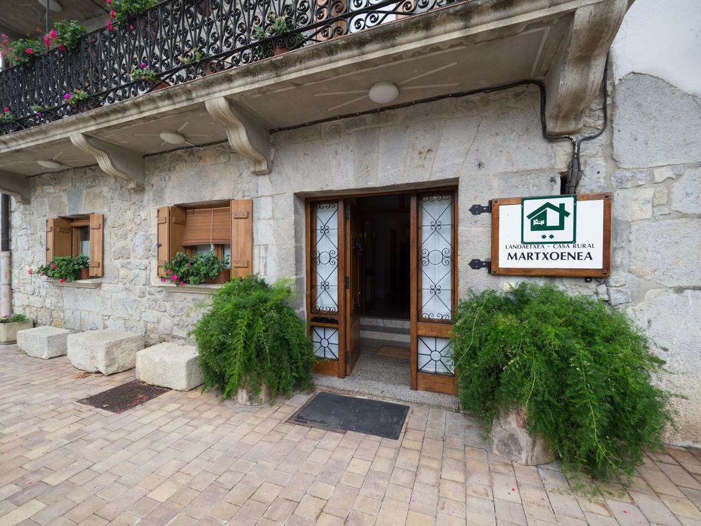 Casa Rural Martxoenea Landetxea Hotel Arruazu Buitenkant foto